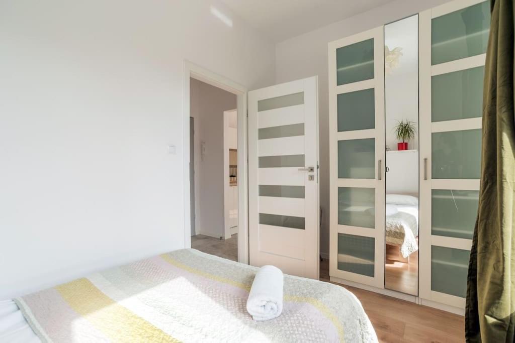 Cozy Flat Near Metro Szwedzka Appartement *